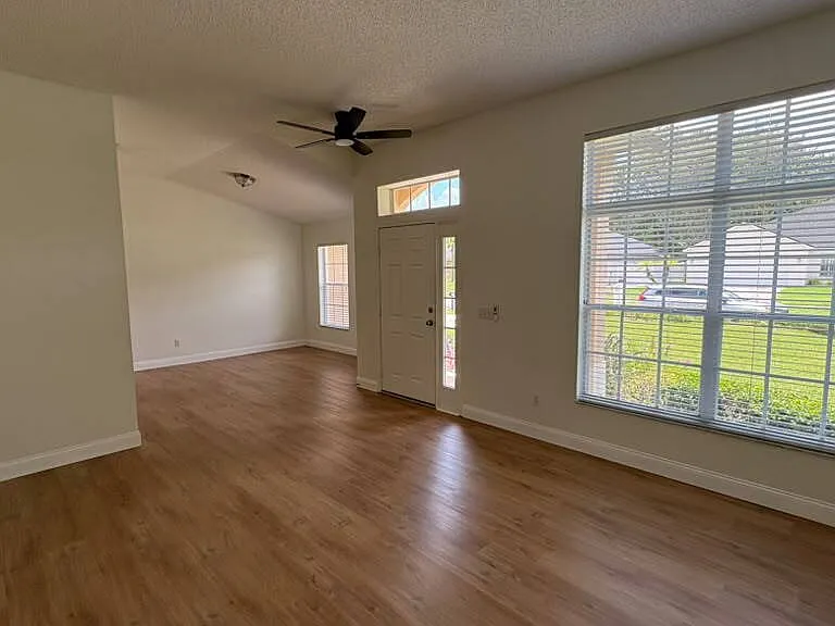 1164 Cardinal Creek Pl — Photo 4