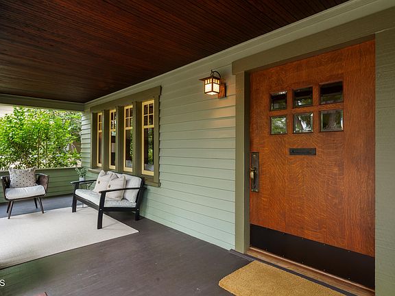 5th image of 1728 Oxley St