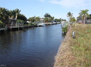 2328 SE 15th Terrace Cpe, Coral, FL 33990