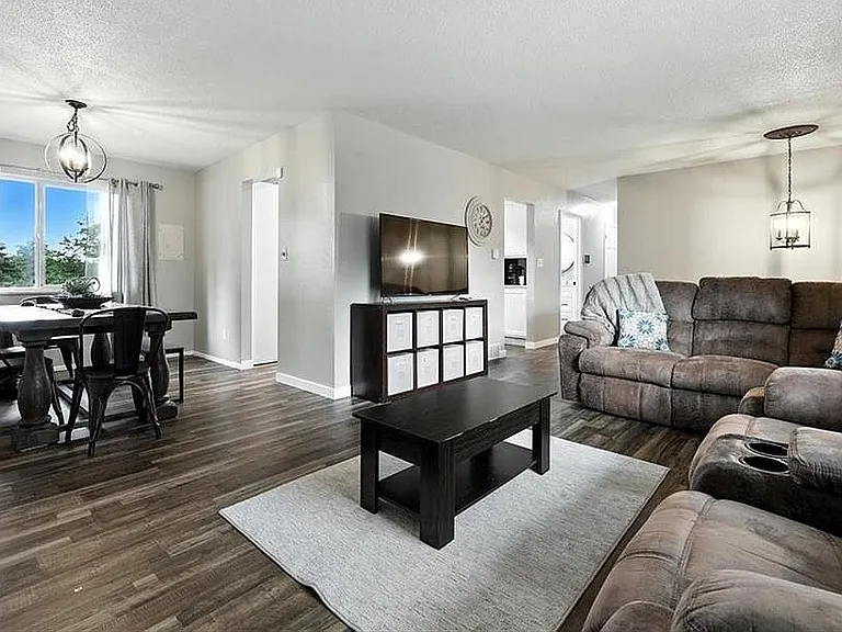 1538 W Owen Cir — Photo 20