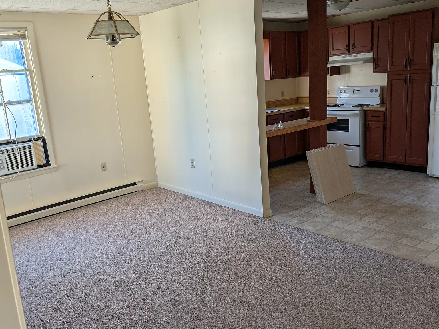 1 bed, 1000 sqft, $950 — Photo 3