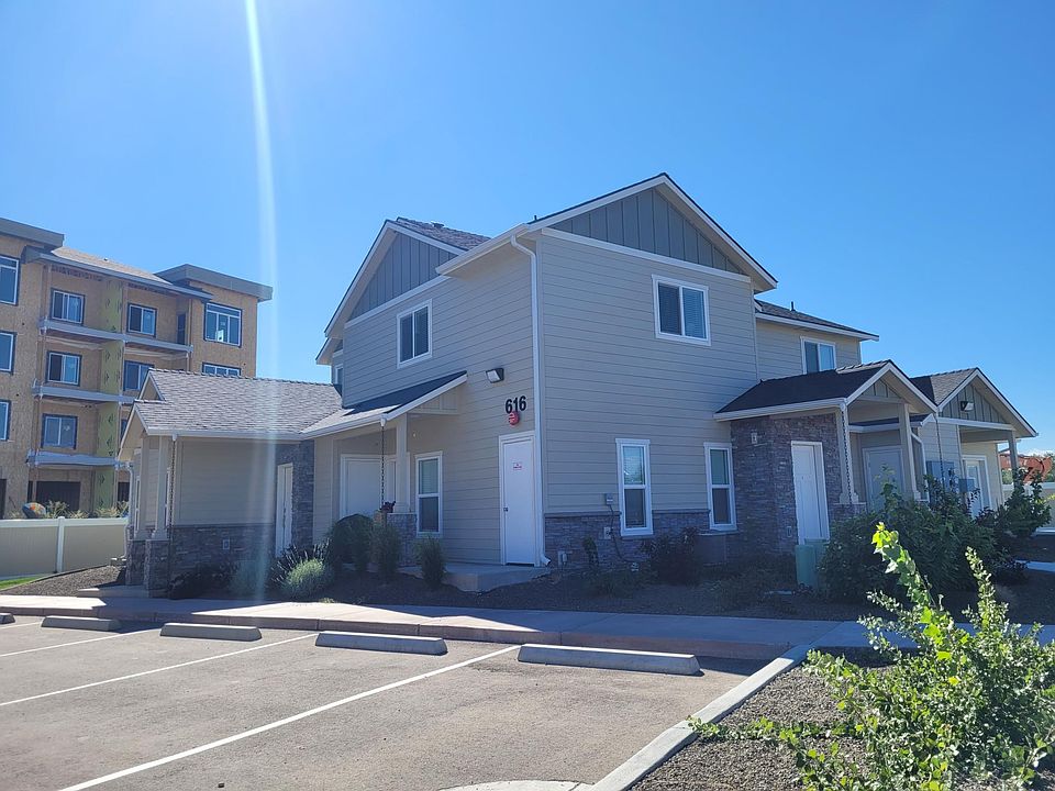 1st image of 616 N 44th St #3