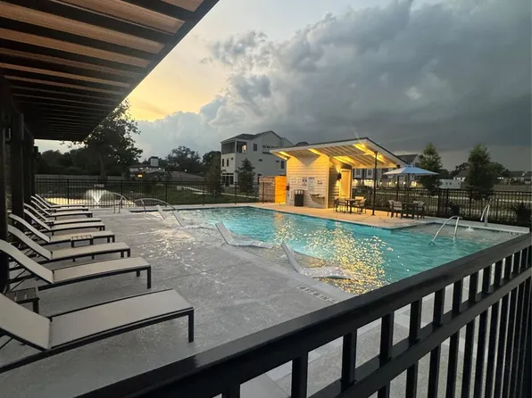 8707 Padua Ln, Houston, TX 77055