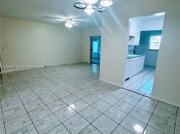 8000 Lagos De Campo Blvd #A-105, Tamarac, FL 33321