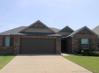 13009 S 1st St, Jenks, OK 74037