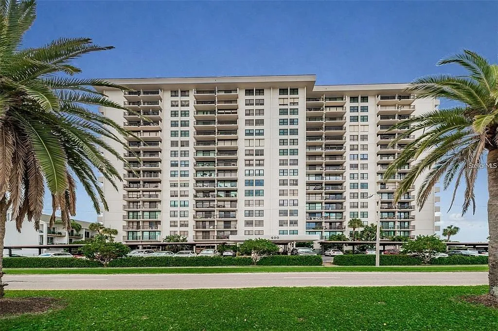 2 bed, 2.0 bath, 1300 sqft, $2,500 — Photo 4