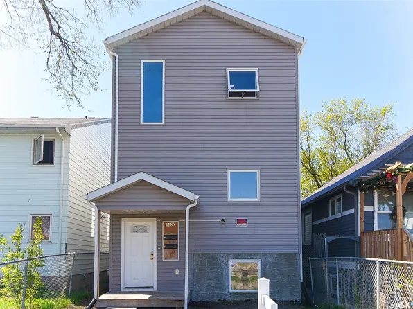 1352 Angus Street, Regina, SK S4T 1Y8