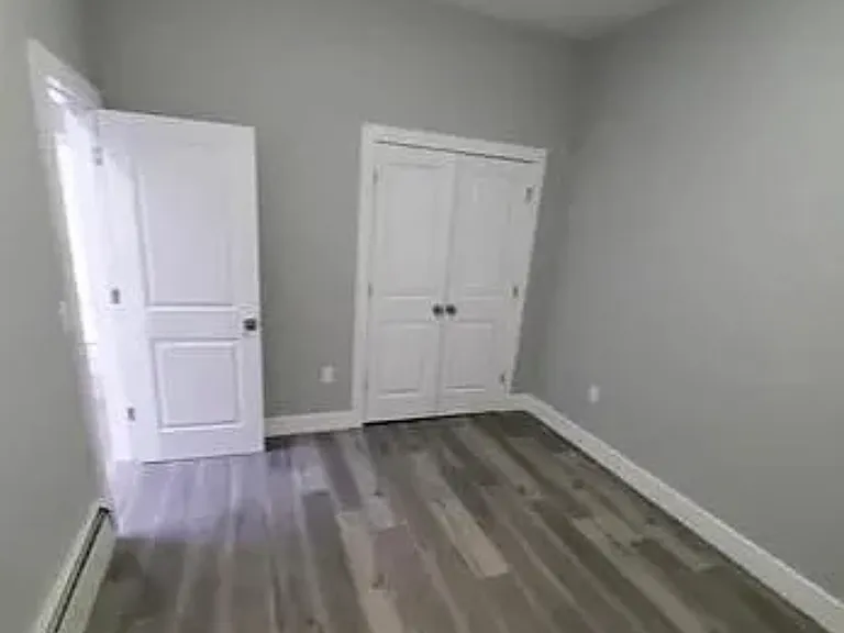 372 Forrest St #2A — Photo 2