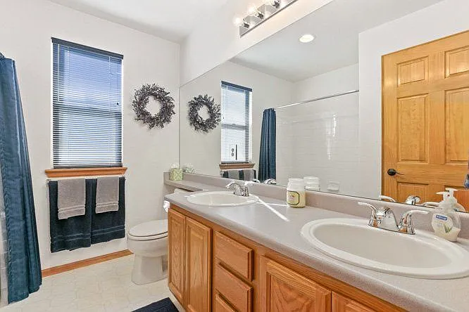 829 Sparrow Hawk Dr — Photo 21