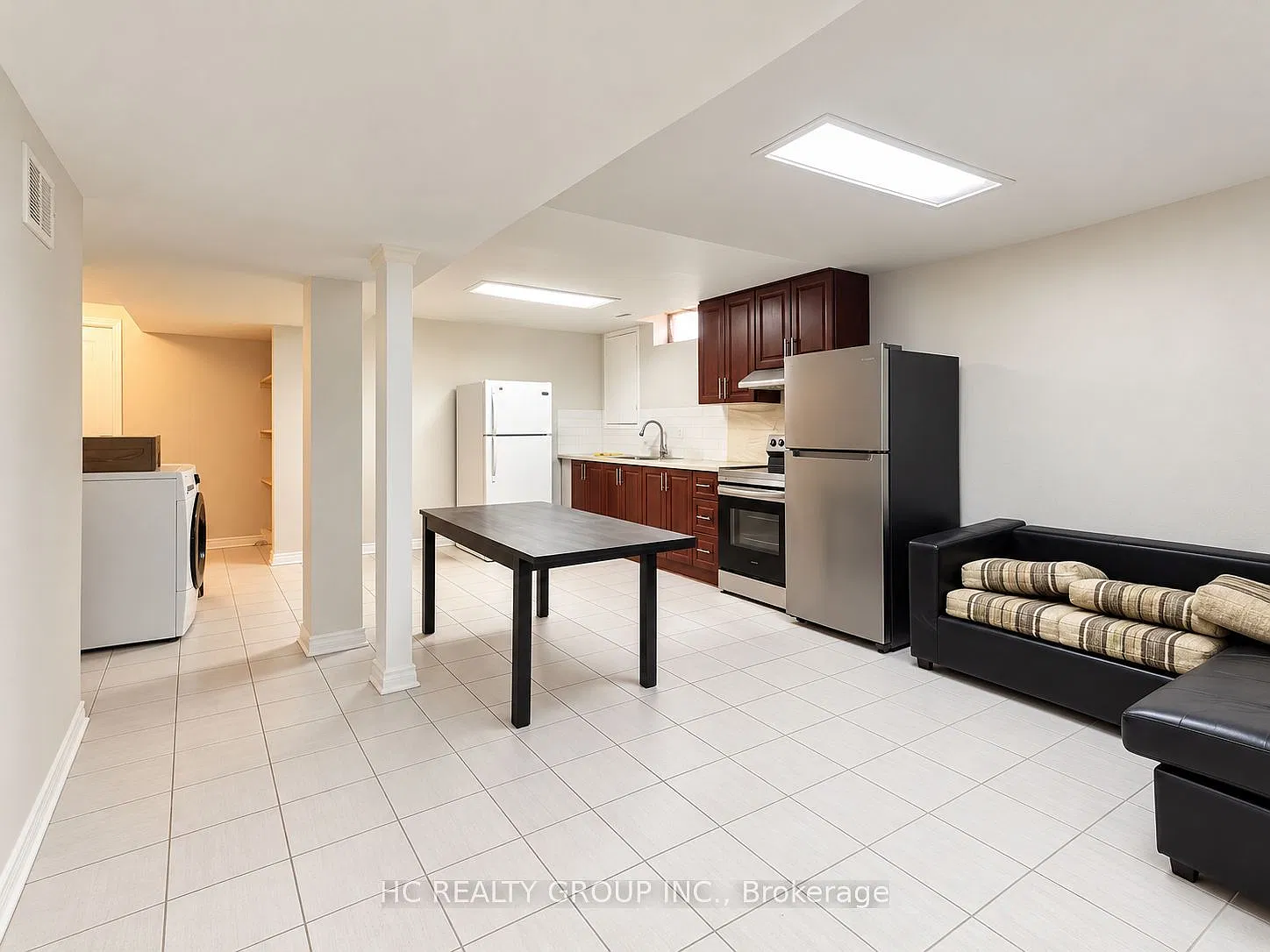 2 bed, $1,400 — Photo 3