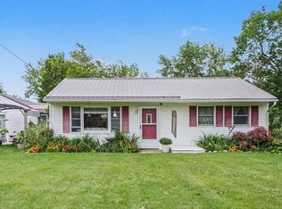 26321 Leland Rd, Elkhart, IN 46514