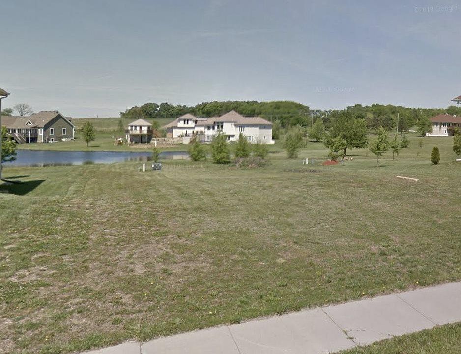 1st image of 1113 Signal Lake Ct