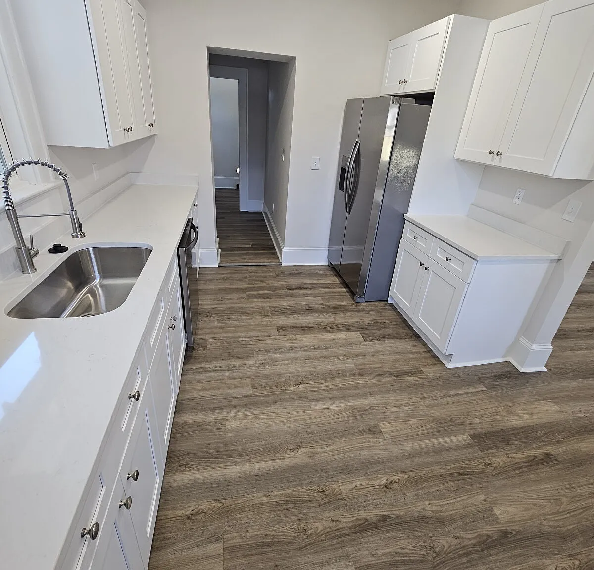 2 bed, 1.0 bath, 1217 sqft, $1,650 — Photo 4