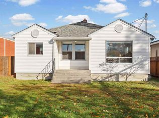 4228 N Oak St, Spokane, WA 99205