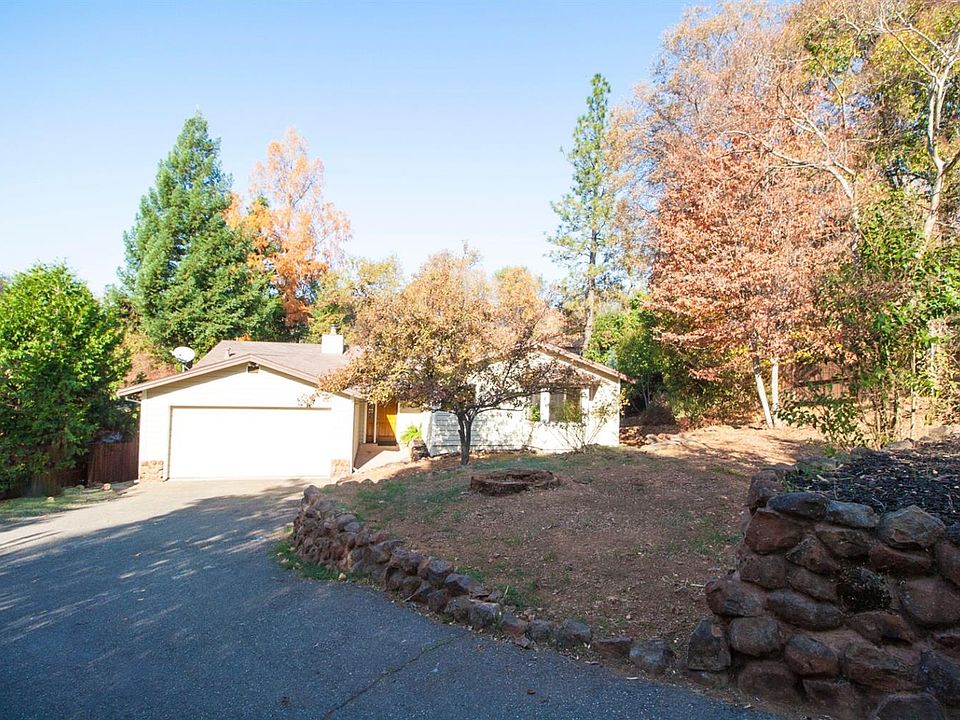 1st image of 174 Daniels Dr