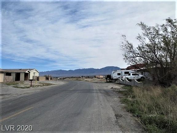 5th image of 1271 S Comstock Cir E
