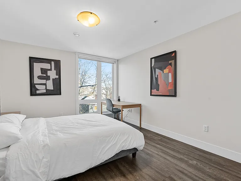 3569 Dutch Village Rd — Photo 9
