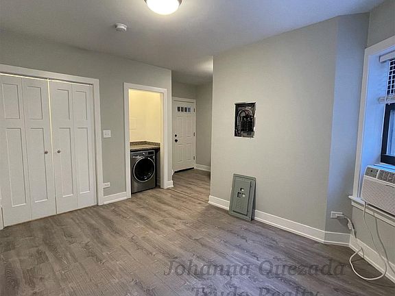 5th image of 4295 W Belden Ave #108
