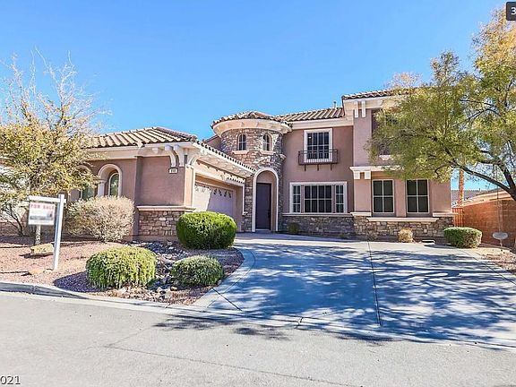 2nd image of 898 Armandito Dr