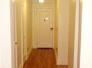 3279 30th St APT 1B, Astoria, NY 11106