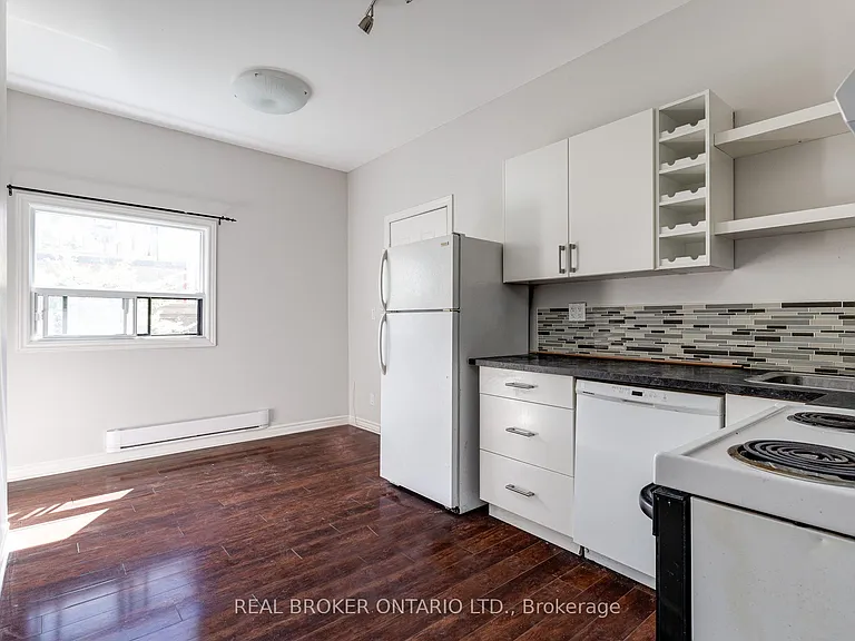 371 Jones Ave #MAIN — Photo 6