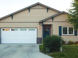 2375 Finch Ln, Medford, OR 97501