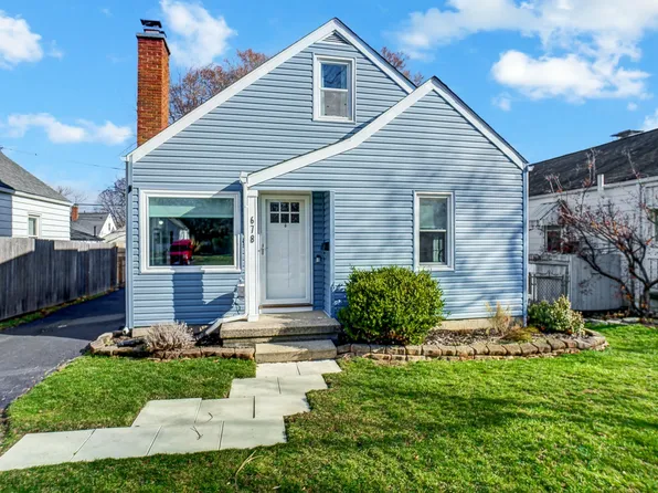 678 E Royal Forest Blvd, Columbus, OH 43214