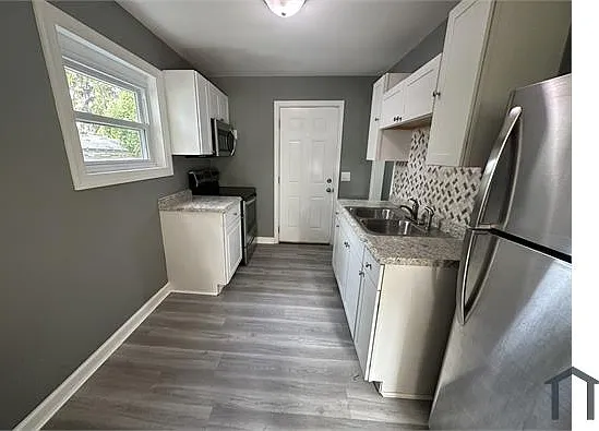 2493 Audubon Rd — Photo 5