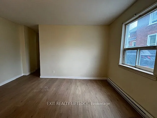 3 bed, $1,625 — Photo 4