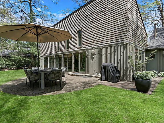 5th image of 57 Cumberland Dr