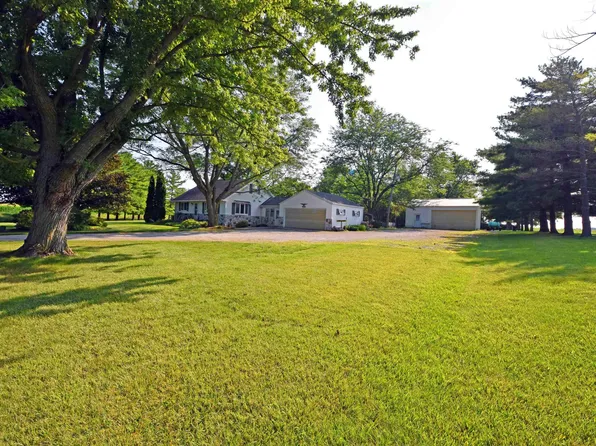 4655 S 700th Rd E, Columbia City, IN 46725