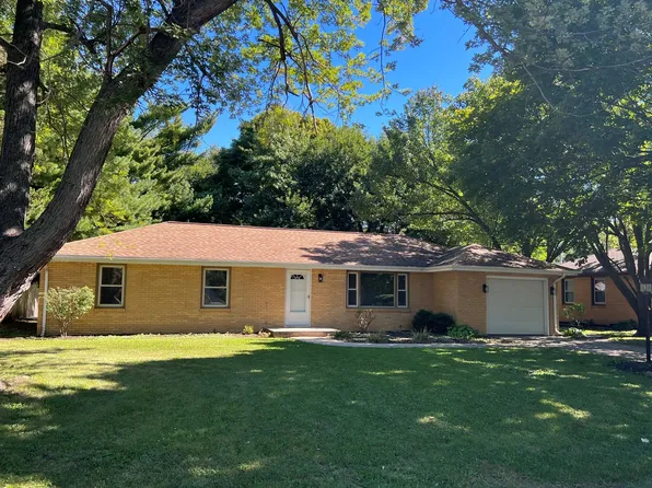 1808 Bellamy Dr, Champaign, IL 61821