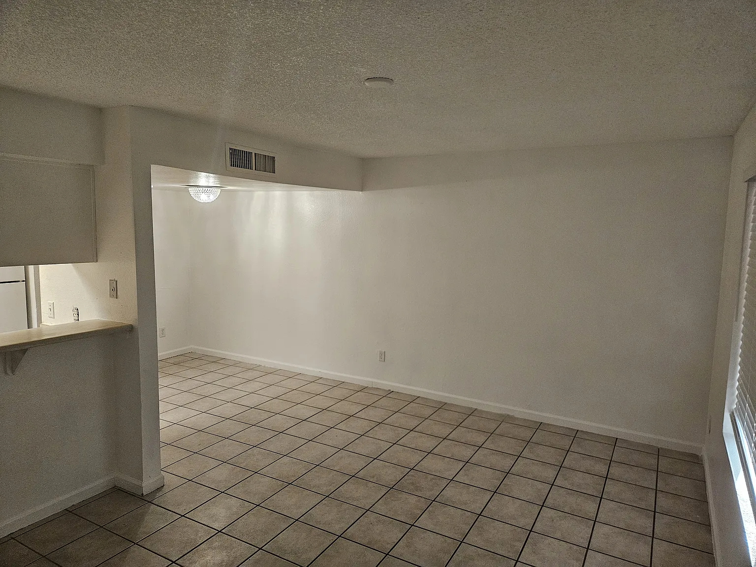 1 bed, 575 sqft, $995 — Photo 3