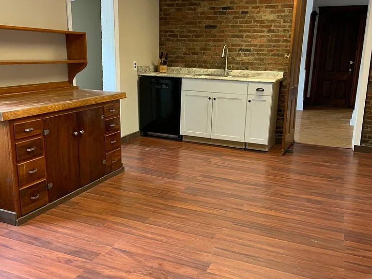 3073 E Henrietta Rd — Photo 5