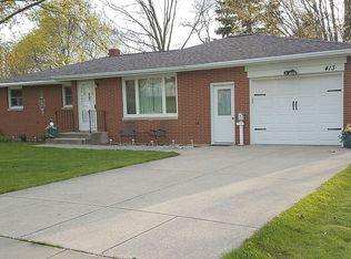 413 Colle St, Luxemburg, WI 54217