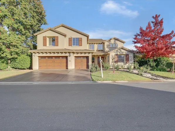 401 Hawkcrest Cir, Sacramento, CA 95835