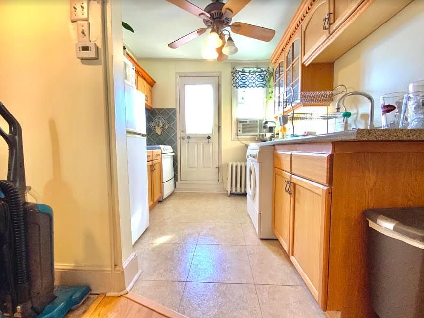 1st image of 244 Christian St Floor 3