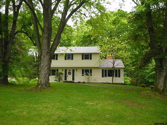 3rd image of 16 Belmonte Ln