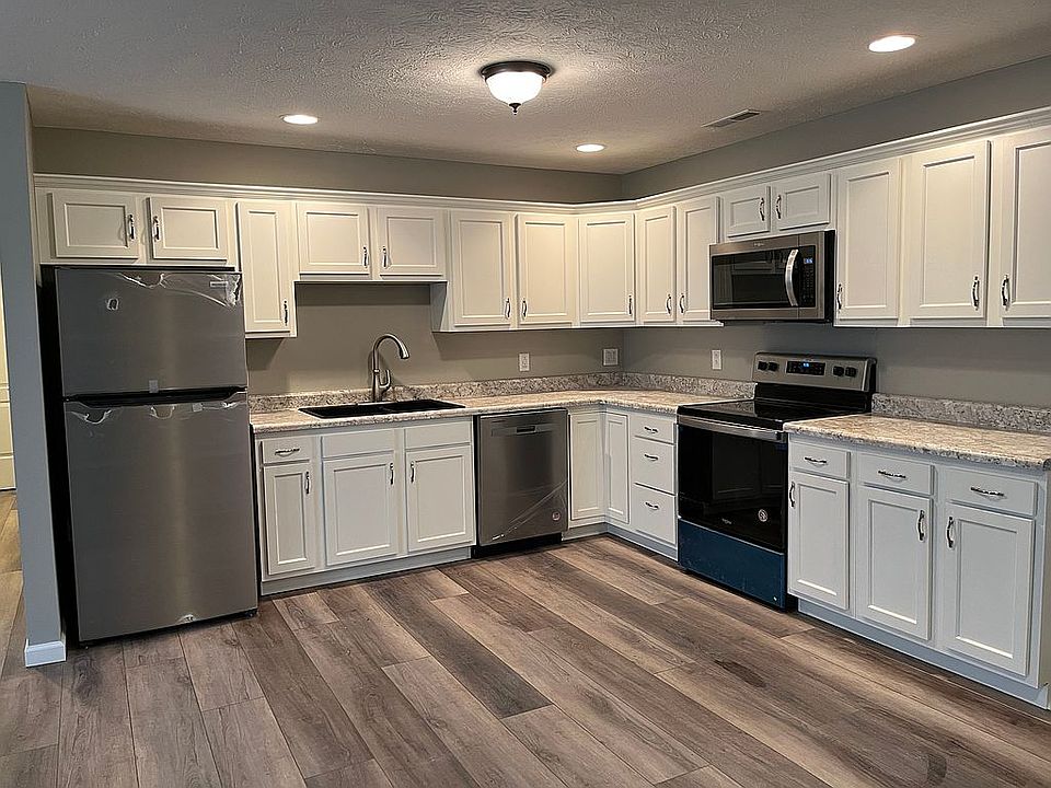 2nd image of 1014 Mount Vernon Cir