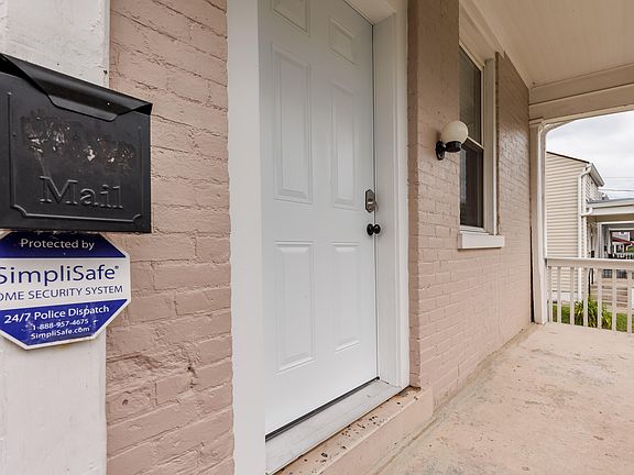 4th image of 1320 Holman Ave