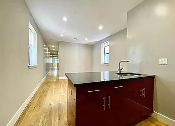 Rented by Artur Gutman, LREB