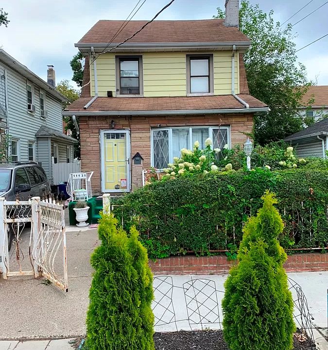 1st image of 111-31 212th St