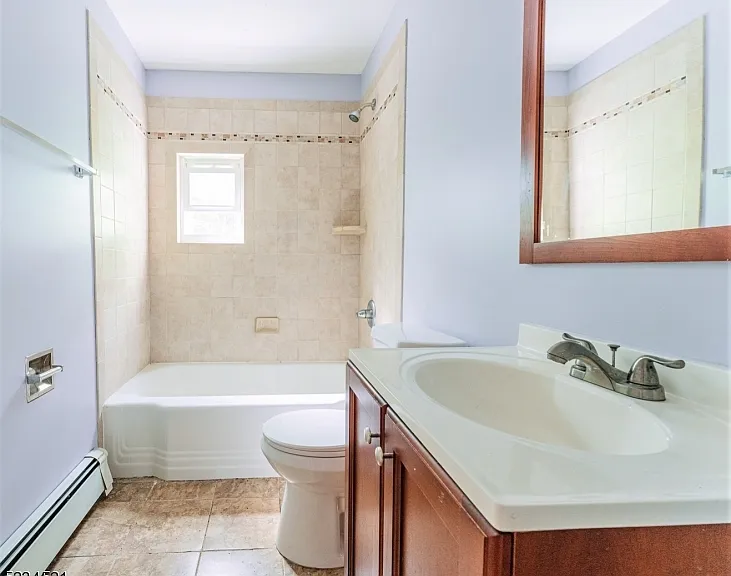 18 Macfarlan Ave — Photo 13
