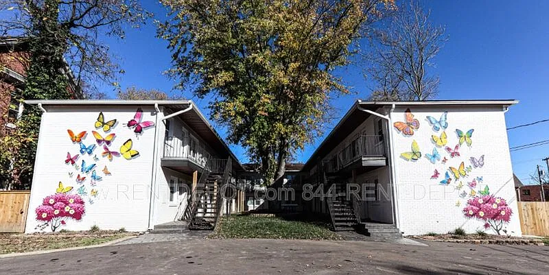 2 bed, 1.0 bath, 635 sqft, $879 — Photo 1
