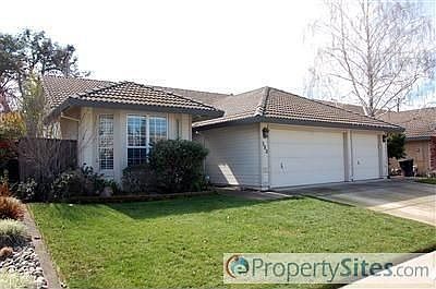 2nd image of 633 Vernon Oaks Dr