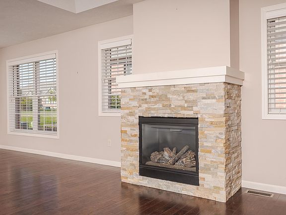 5th image of 1401 Monterey Pine Dr