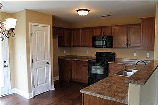 5th image of 1218 Shorehaven Dr