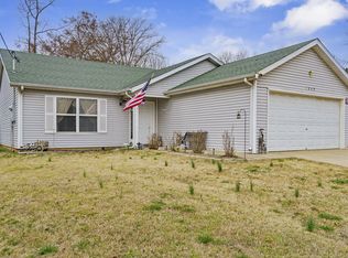 1008 Still Meadow Rd, Merriam Woods Village, MO 65740