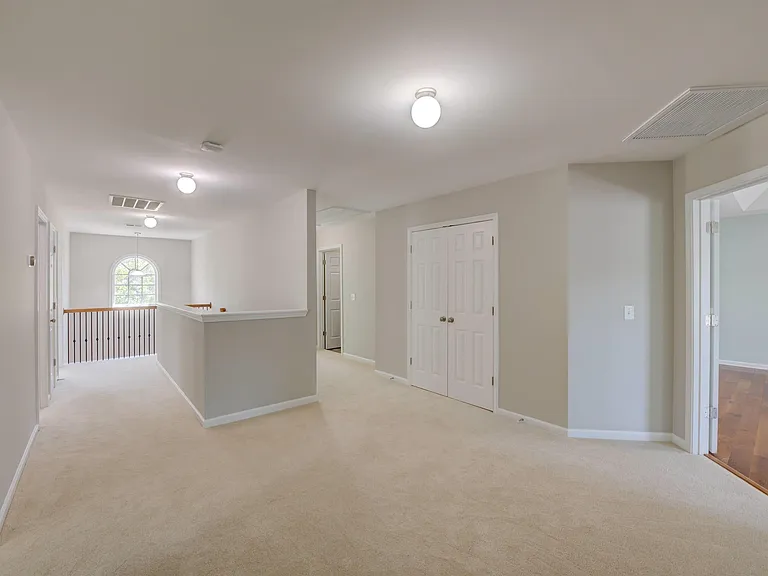 129 Herrick Ct — Photo 27