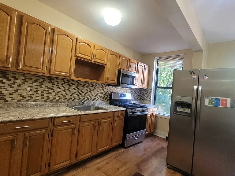 123 Ralph Ave #2A — Photo 3
